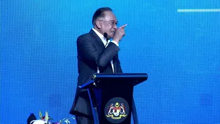 Buli perlu diperangi seperti rasuah dan dadah, kata PM