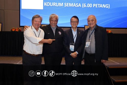 AGM_32_4