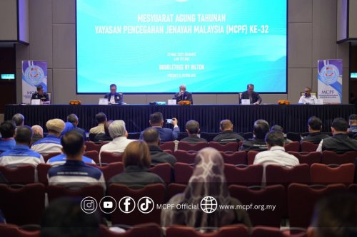 AGM_32_6