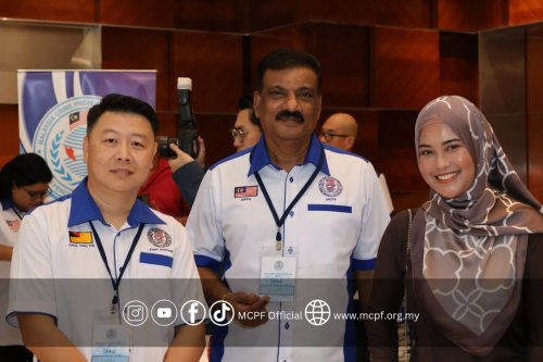 AGM_32_7