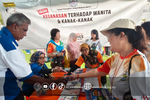 Penang Goes Orange 05